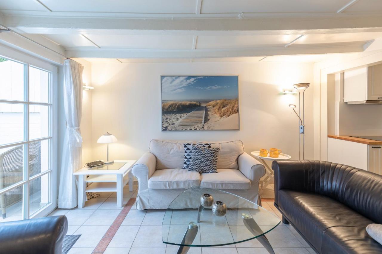 Dat witte Huus Husum  Exterior foto
