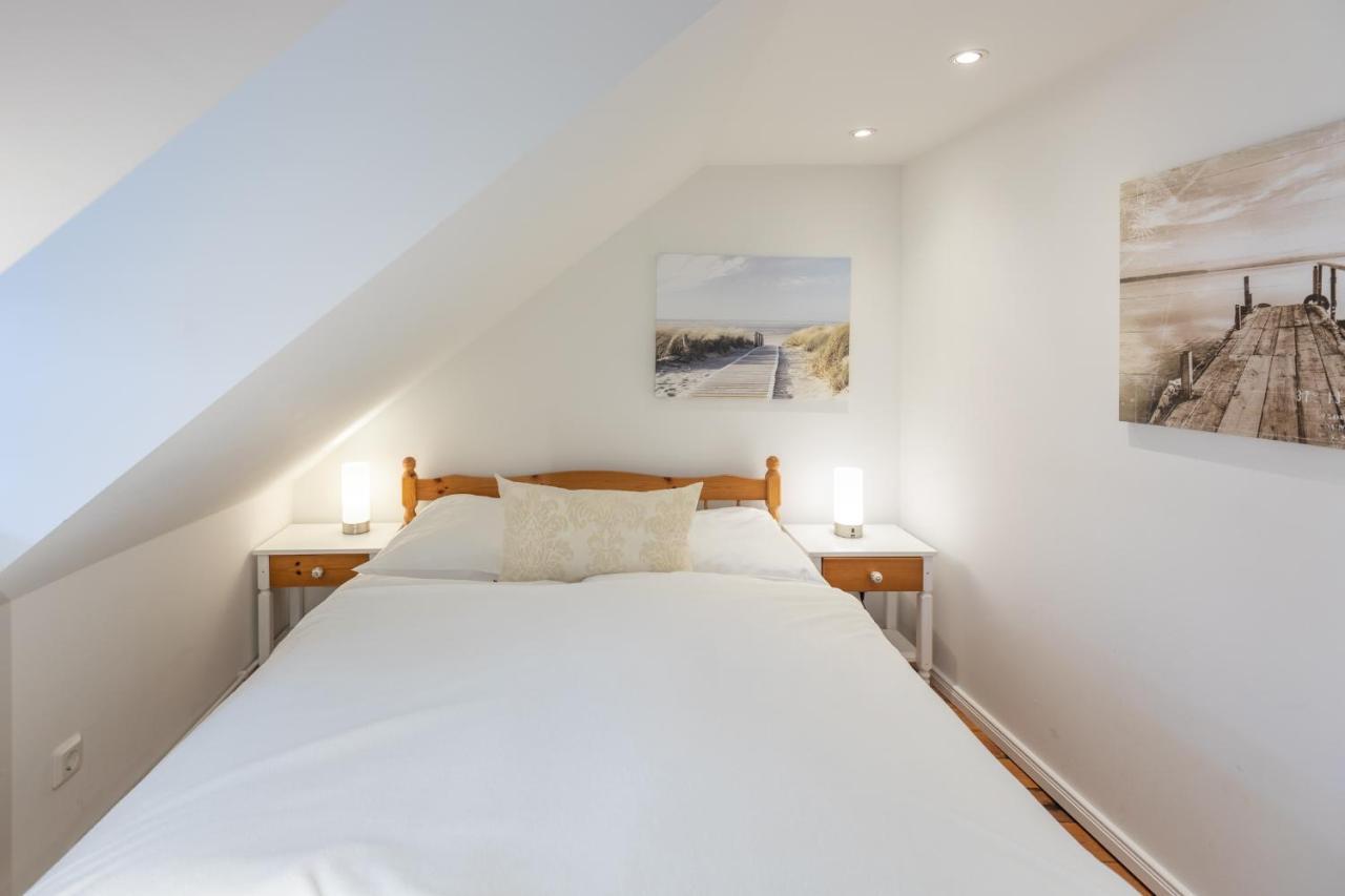 Dat witte Huus Husum  Exterior foto